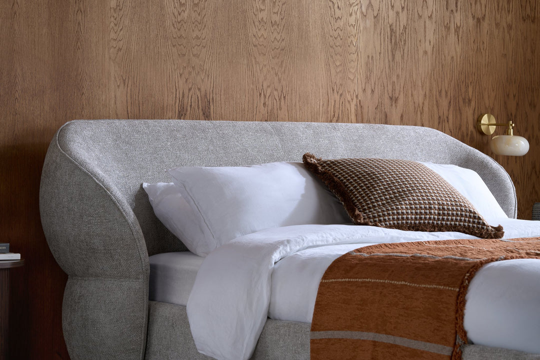 Birlea Milan Bed (Self Assembly) (DHD)