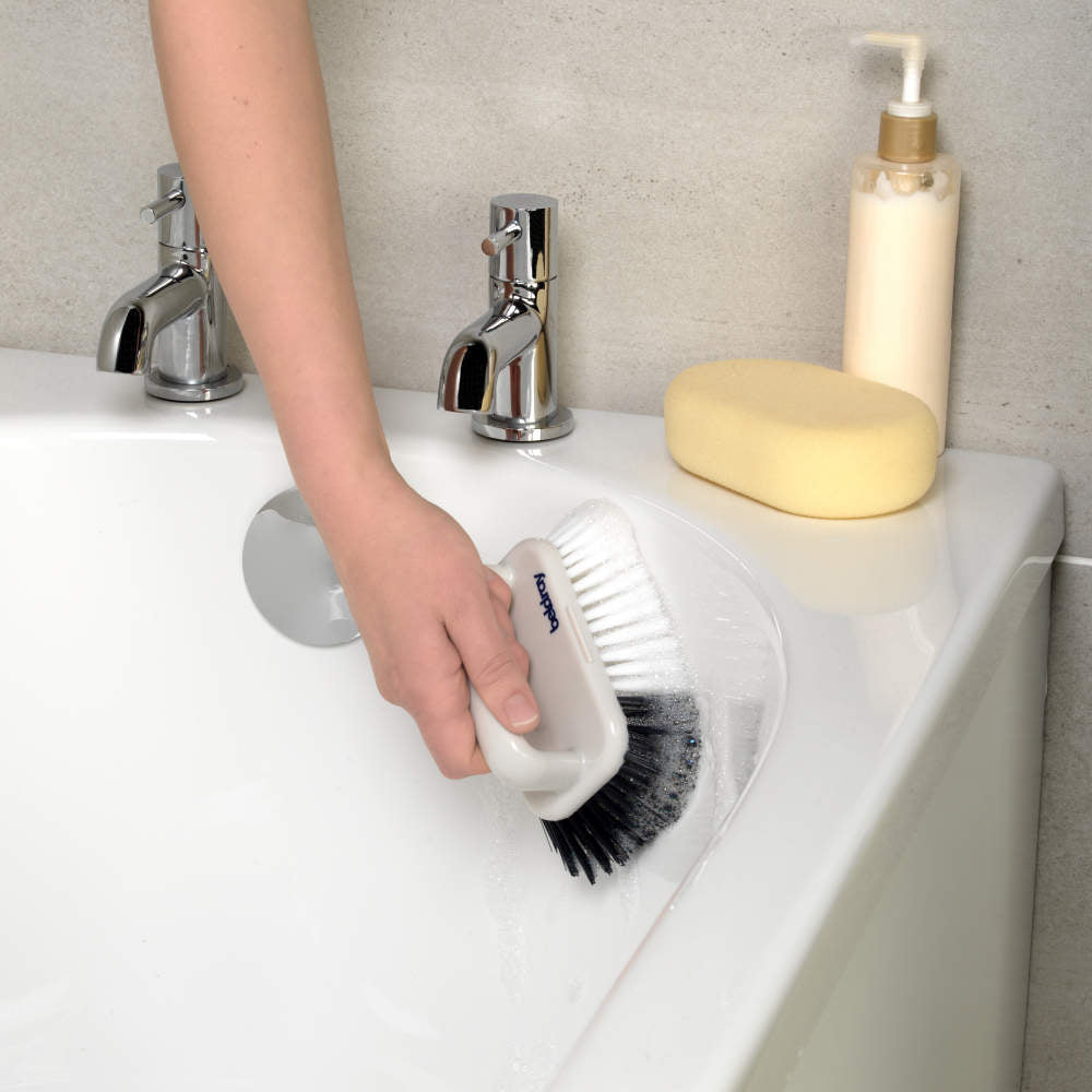 Beldray Deep Clean Tub Scrub Brush – Easy-Grip Handle