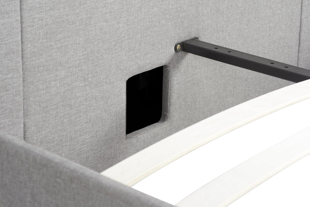 Birlea Plaza TV Bed (Self Assembly) (DHD)
