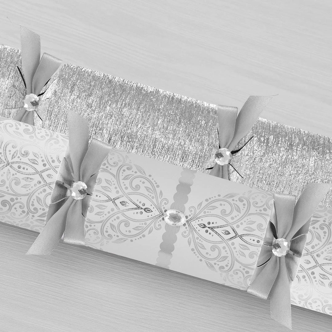 Harvey &amp; Mason Luxury Christmas 6 Pack Crackers Exquisite Silver 13.5in