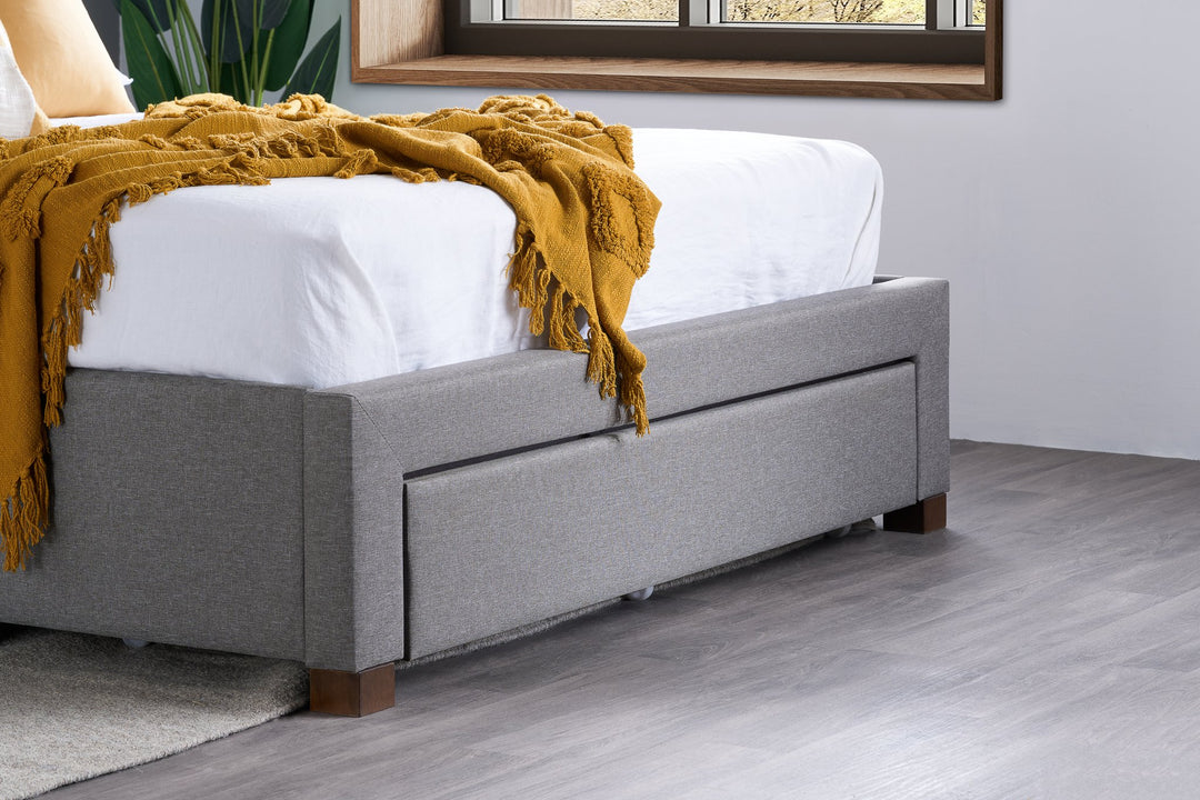 Birlea Shelby Bed (Self Assembly) (DHD)