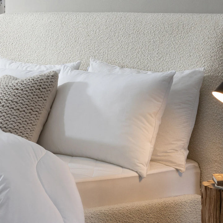 The Fine Bedding Company Spundown Cotton Pillow Medium