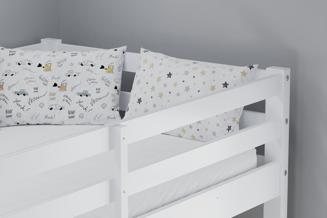Birlea Tressa Triple Bunk Bed (Self Assembly) (DHD)