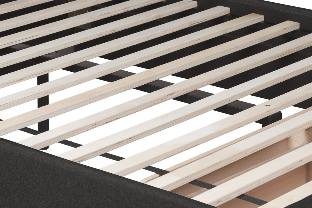 Birlea Valentino Bed (Self Assembly) (DHD)
